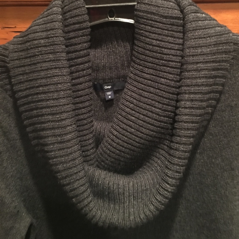 Gap grey cowl neck sweater